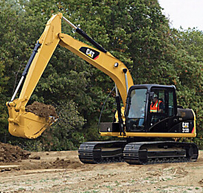 卡特彼勒313D 系列 2液壓挖掘機與久保田KX185-3超小回轉小型挖掘機對比評測